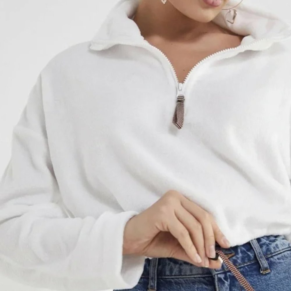 Urban Outfitters Cropped White Fleece Quarter Zip Sweater